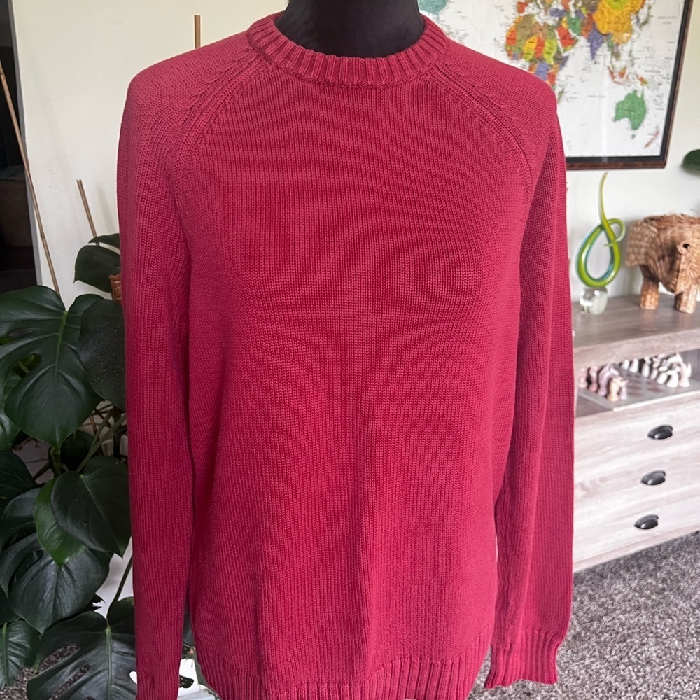 Old Navy Men's Crewneck Sweater in Rich Red